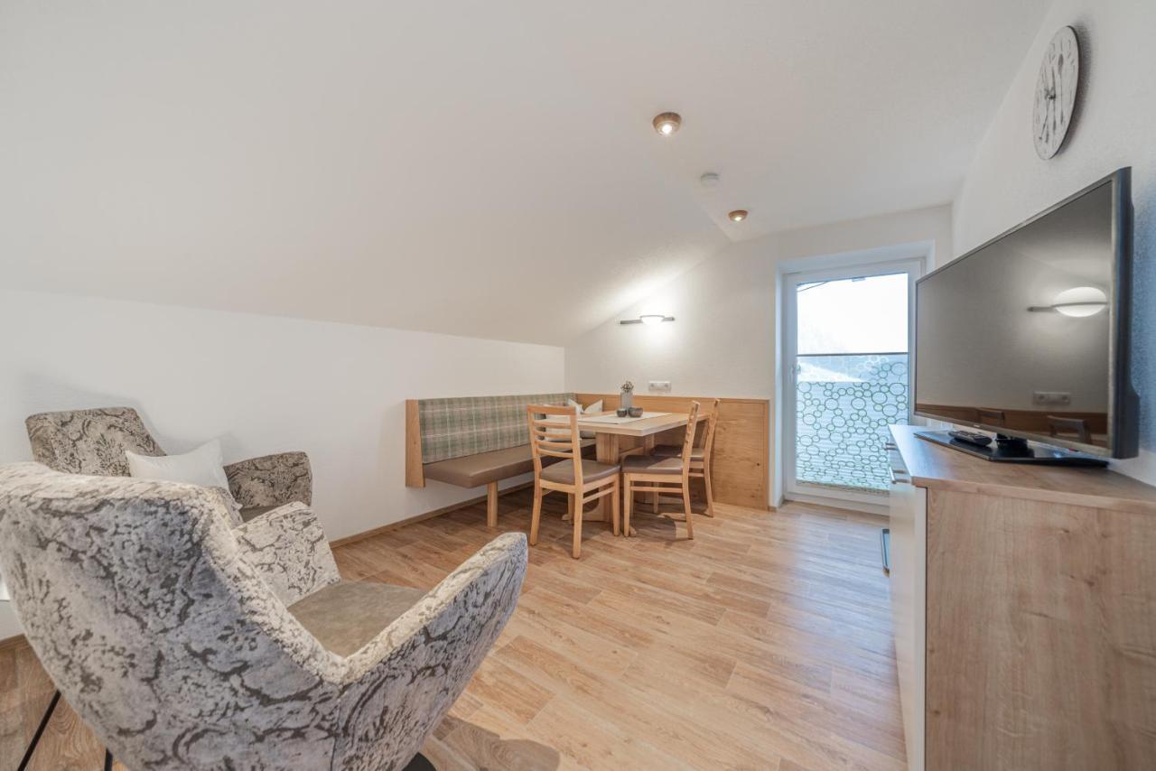 Garni Oetztal Rooms & Aparts Зёльден Экстерьер фото