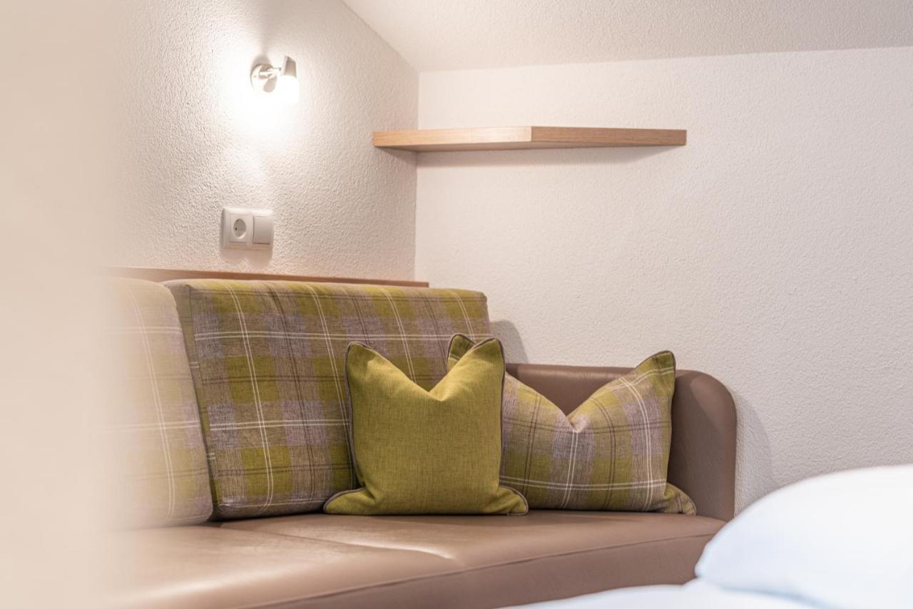 Garni Oetztal Rooms & Aparts Зёльден Экстерьер фото