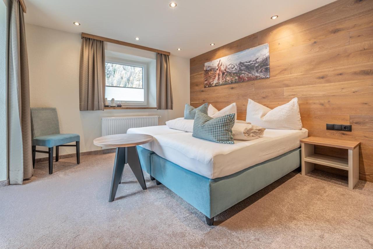 Garni Oetztal Rooms & Aparts Зёльден Экстерьер фото